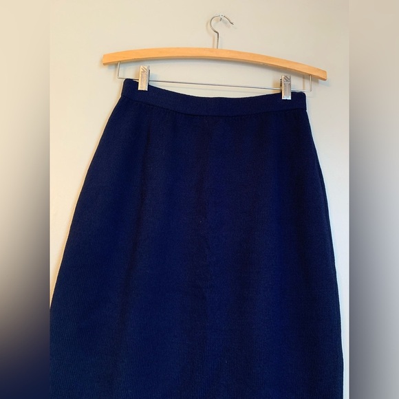 ST. JOHN basics Skirt Dark Blue size 10 - Picture 3 of 5
